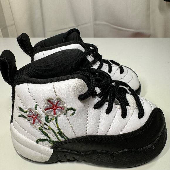 Nike Air Jordan Retro Toddler Infant Floral DR6955-100 Size 5C 1 Year - Picture 1 of 10